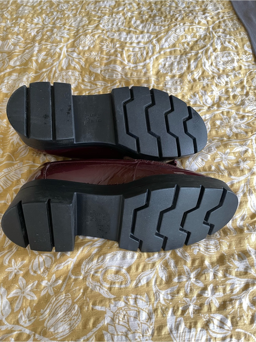 Burgundy platform loafers - Picture 3 of 4